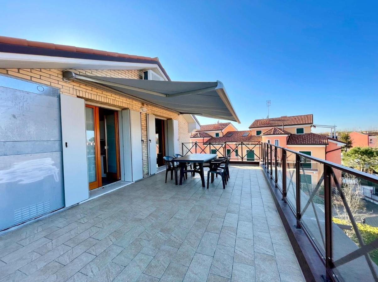 Residence Treporti Carraro Immobiliare - Family Apartments カヴァッリーノ・トレポルティ エクステリア 写真